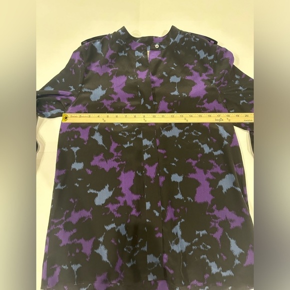 Burberry Long Sleeve Blouse Top 100% Silk Small Collared Blue Purple - Picture 11 of 12